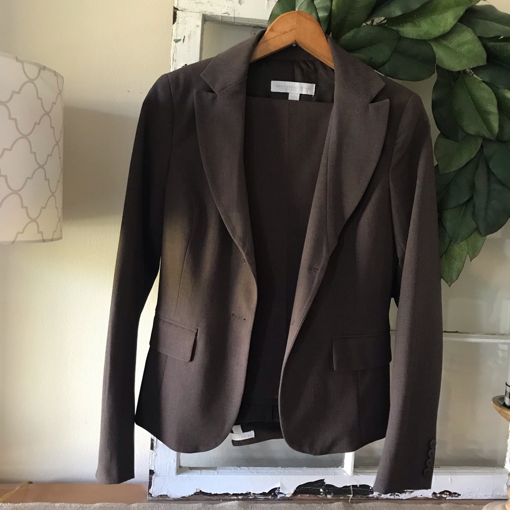 New York & Company Suit Set